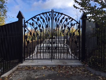 Underhill Road gate entrance